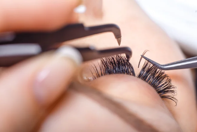 Wimpernverlängerung in Ihrer Nähe